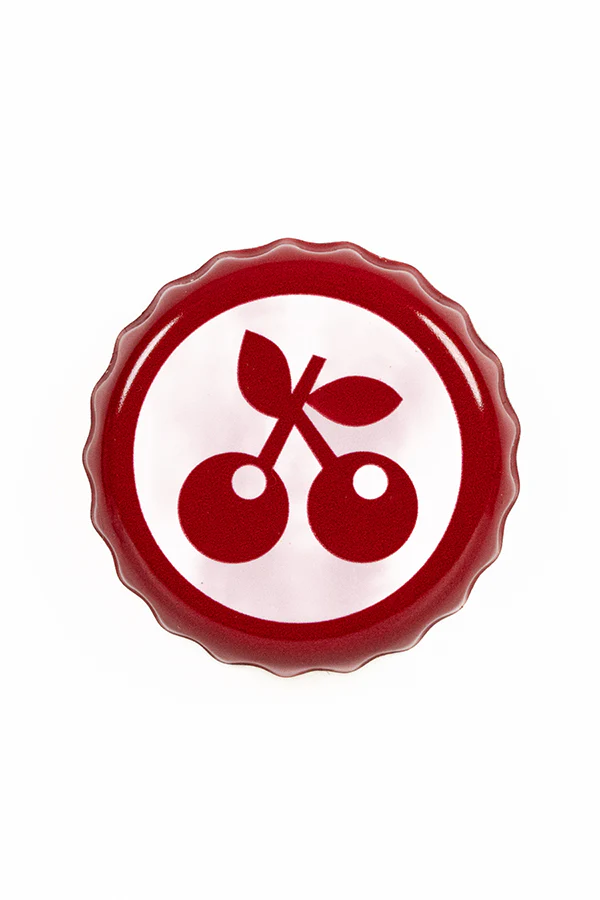 134-fallout-bottle-cap-series-nuka-cherry-with-collectible-tin-9.webp Fallout Bottle Cap Series: Nuka Cherry with Collectible Tin