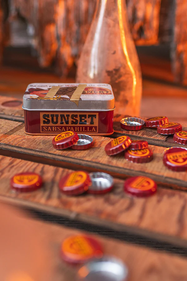 142-fallout-bottlecap-series-sunset-sarsaparilla-with-collectible-tin-4.webp Fallout Bottlecap Series: Sunset Sarsaparilla with Collectible Tin
