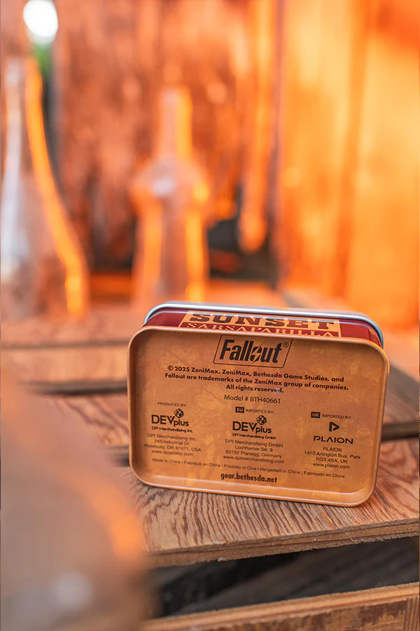 142-fallout-bottlecap-series-sunset-sarsaparilla-with-collectible-tin-7.webp Fallout Bottlecap Series: Sunset Sarsaparilla with Collectible Tin