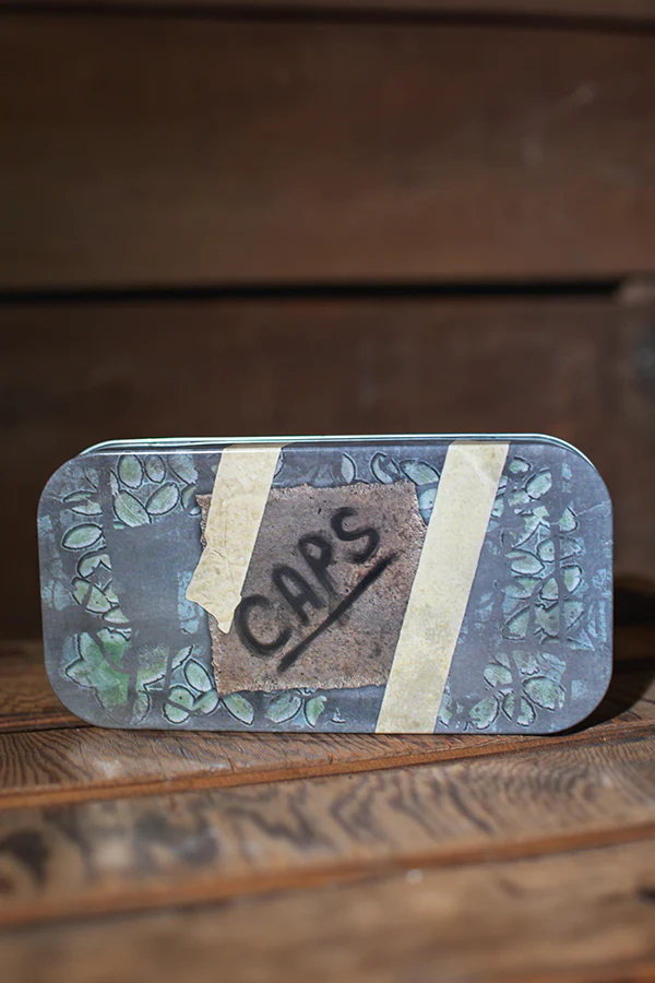 145-fallout-caps-stash-replica-tin-4.webp Fallout Caps Stash Replica Tin