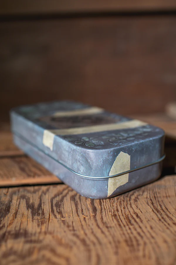 145-fallout-caps-stash-replica-tin-6.webp Fallout Caps Stash Replica Tin
