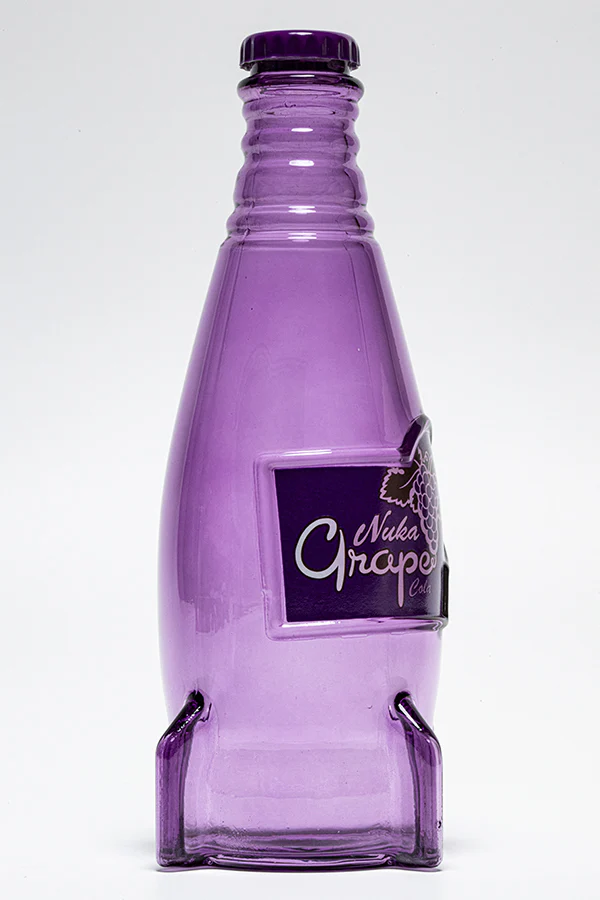 220-fallout-nuka-grape-glass-bottle-caps-5.webp Fallout Nuka Grape Glass Bottle & Caps