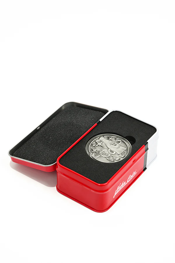 223-fallout-nuka-cola-coin-mini-fridge-tin-12.webp Fallout Nuka-Cola Coin Mini Fridge Tin