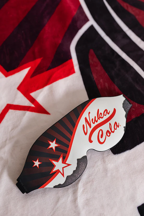 225-fallout-nuka-cola-cuddle-bundle-10.webp Fallout Nuka-Cola Cuddle Bundle