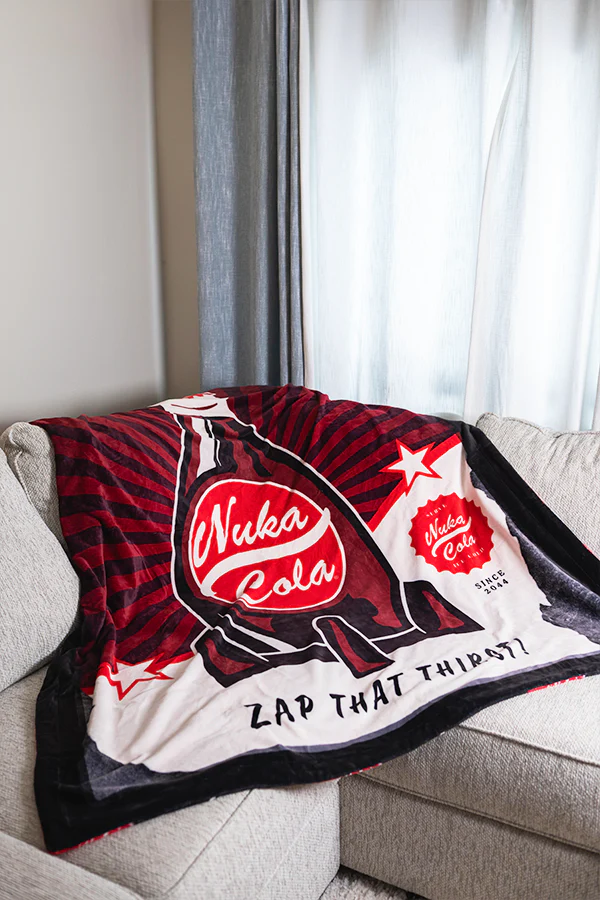 225-fallout-nuka-cola-cuddle-bundle-3.webp Fallout Nuka-Cola Cuddle Bundle
