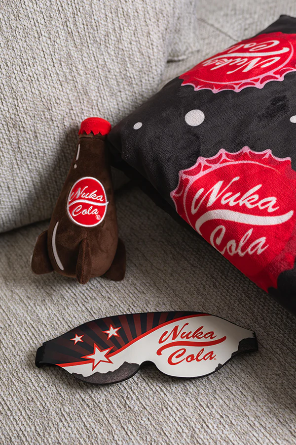 225-fallout-nuka-cola-cuddle-bundle-5.webp Fallout Nuka-Cola Cuddle Bundle