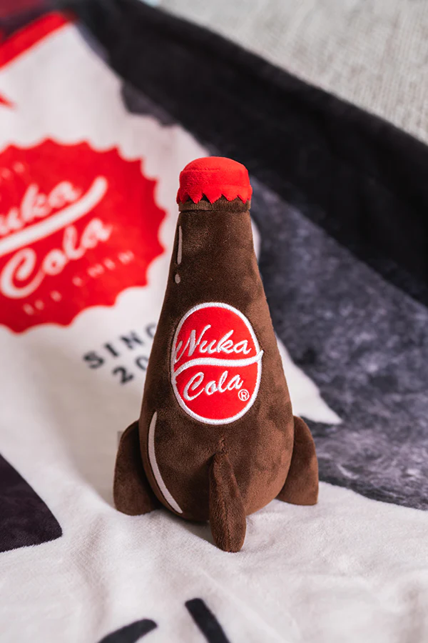 225-fallout-nuka-cola-cuddle-bundle-8.webp Fallout Nuka-Cola Cuddle Bundle