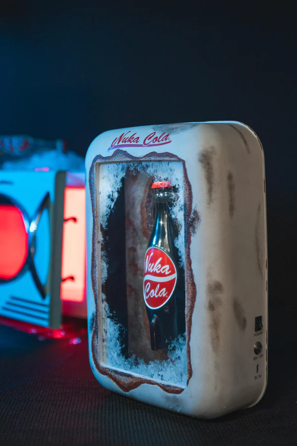 233-fallout-nuka-cola-vending-machine-shadowbox-8.webp Fallout Nuka-Cola Vending Machine Shadowbox
