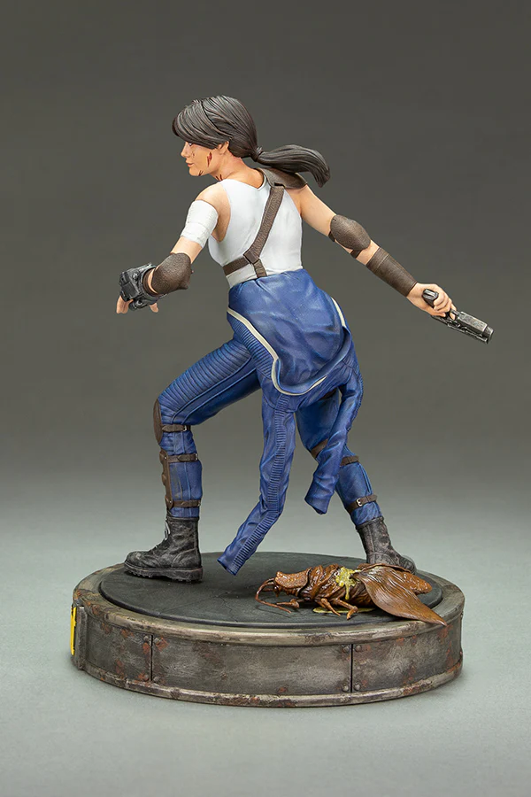 247-fallout-series-lucy-figure-by-dark-horse-4.webp Fallout Series Lucy Figure by Dark Horse