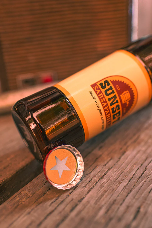 259-fallout-sunset-sarsaparilla-glass-bottle-bottle-caps-7.webp Fallout Sunset Sarsaparilla Glass Bottle & Bottle Caps