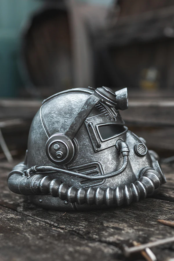 282-fallout-t-51-power-armor-helmet-mini-desktop-statue-4.webp Fallout T-51 Power Armor Helmet Mini Desktop Statue