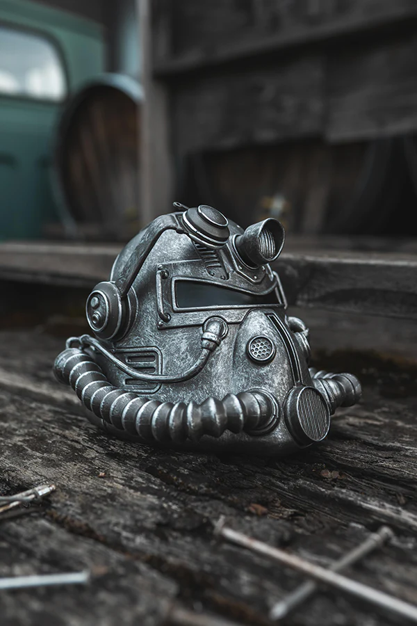 282-fallout-t-51-power-armor-helmet-mini-desktop-statue-9.webp Fallout T-51 Power Armor Helmet Mini Desktop Statue