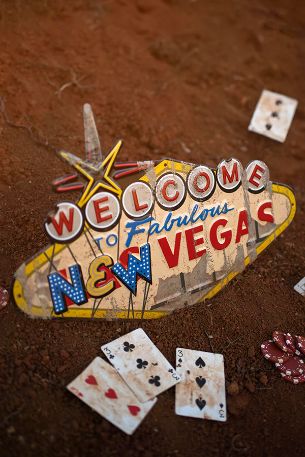 314-fallout-welcome-to-new-vegas-metal-sign-4.webp Fallout Welcome to New Vegas Metal Sign