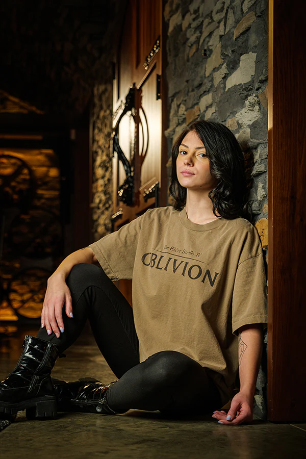 404-the-elder-scrolls-iv-oblivion-logo-tee-4.webp The Elder Scrolls IV: Oblivion Logo Tee