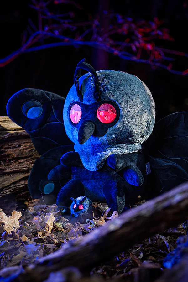 723-fallout-chibi-cryptid-mothman-oversized-plush-3.webp Fallout Chibi Cryptid Mothman Oversized Plush