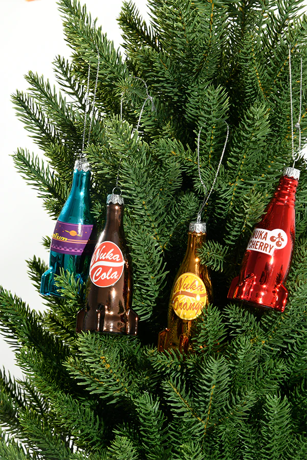 775-fallout-nuka-cola-glass-bottle-tree-ornament-set-13.webp Fallout Nuka-Cola Glass Bottle Tree Ornament Set