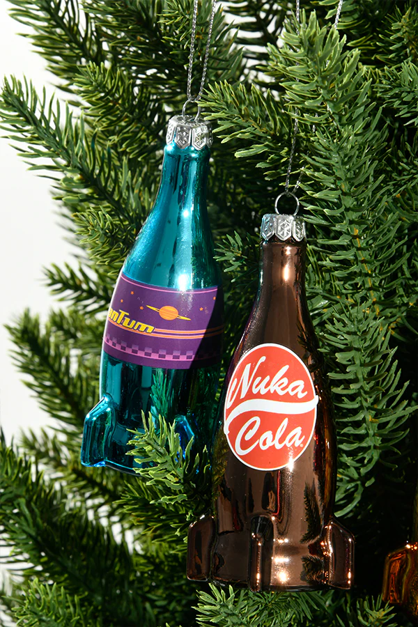 775-fallout-nuka-cola-glass-bottle-tree-ornament-set-14.webp Fallout Nuka-Cola Glass Bottle Tree Ornament Set
