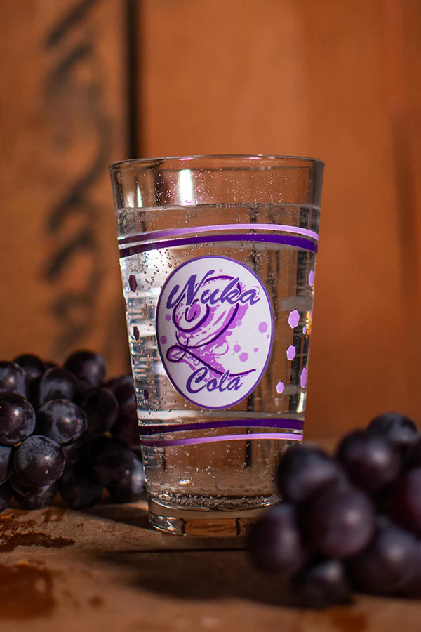 778-fallout-nuka-cola-pub-glass-set-series-3--4.webp Fallout Nuka-Cola Pub Glass Set (Series 3)