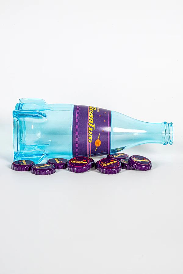 780-fallout-nuka-cola-quantum-glass-bottle-caps-4.webp Fallout Nuka-Cola Quantum Glass Bottle & Caps