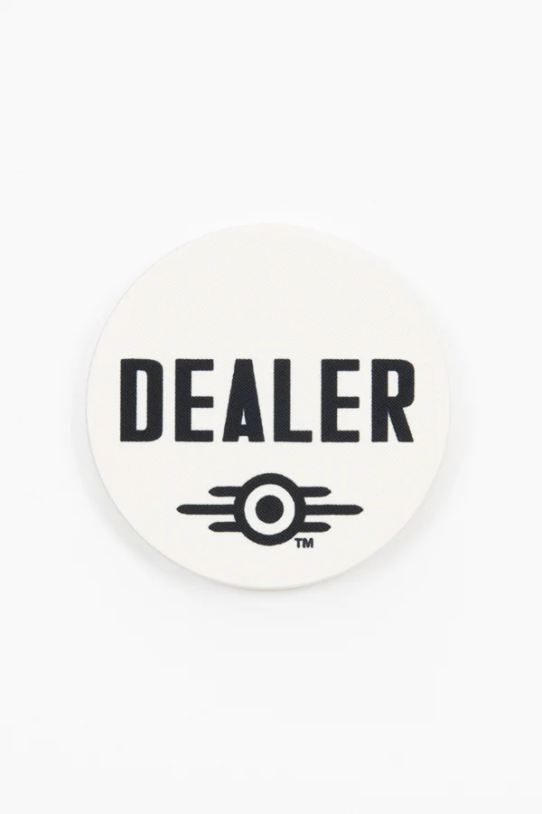 842-fallout-vault-tec-c-h-i-p-s-poker-set-14.webp Fallout Vault-Tec C.H.I.P.S. Poker Set