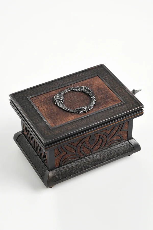 957-the-elder-scrolls-online-10-year-anniversary-music-box-4.webp The Elder Scrolls Online 10-Year Anniversary Music Box