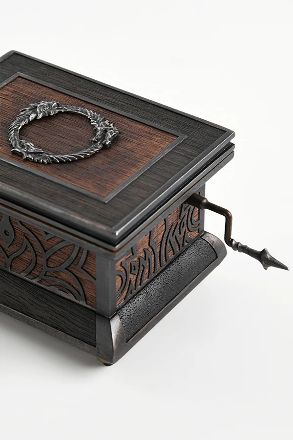 957-the-elder-scrolls-online-10-year-anniversary-music-box-9.webp The Elder Scrolls Online 10-Year Anniversary Music Box
